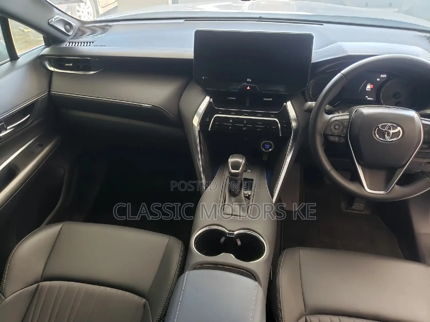 Toyota Harrier 2.0 2020 Gray