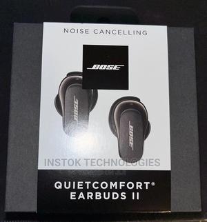 Bose Quietcomfort Earbuds II in Ear Wireless Headphones - thumbnail 2