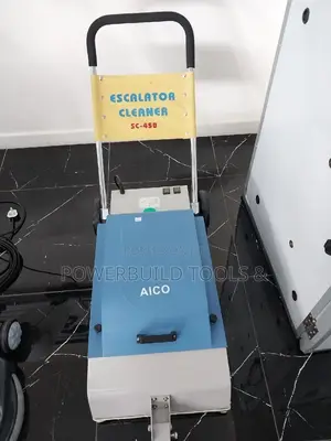 Escalator Cleaner