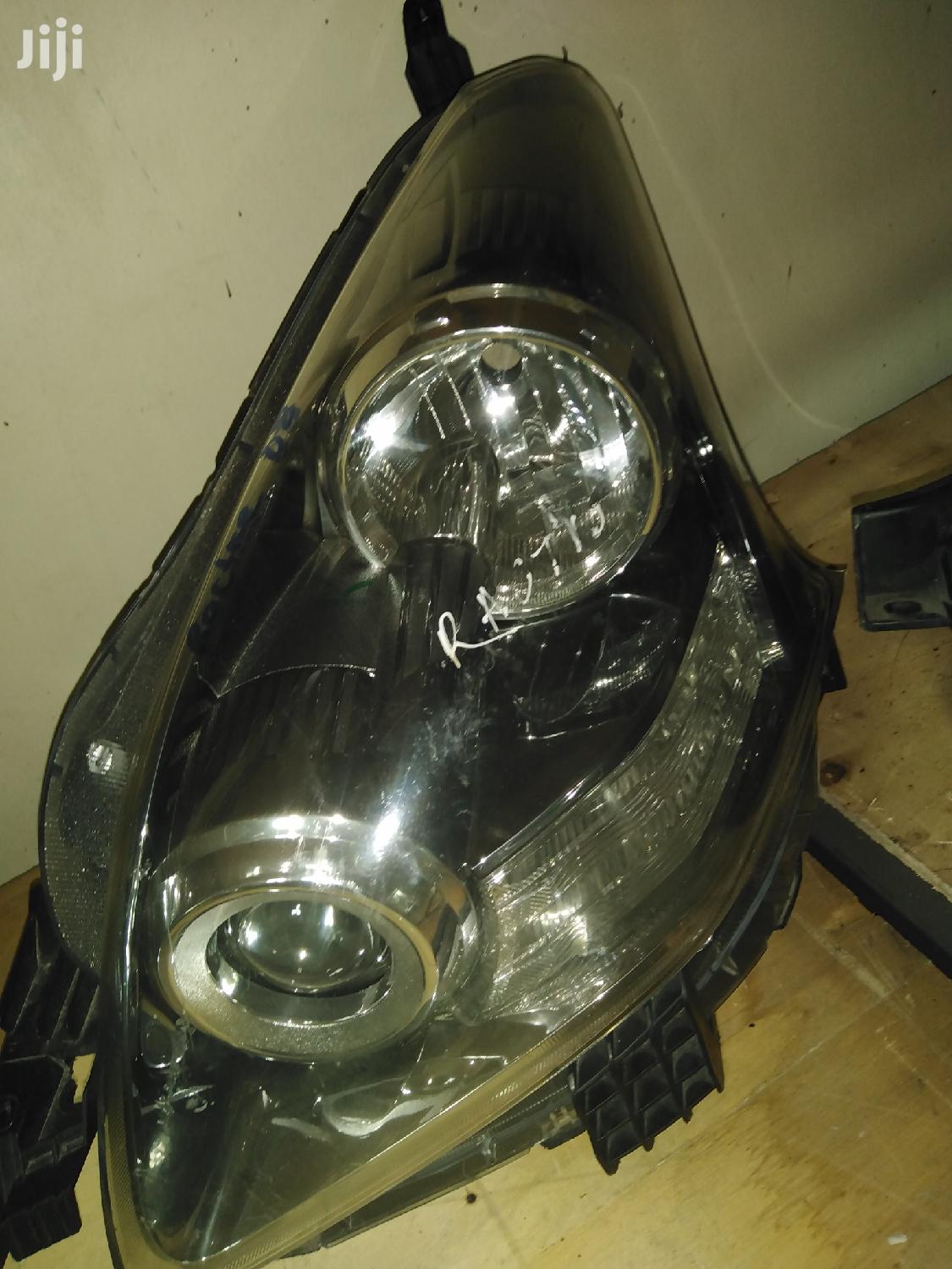 Toyota Ractis 2008 Xenon Headlights