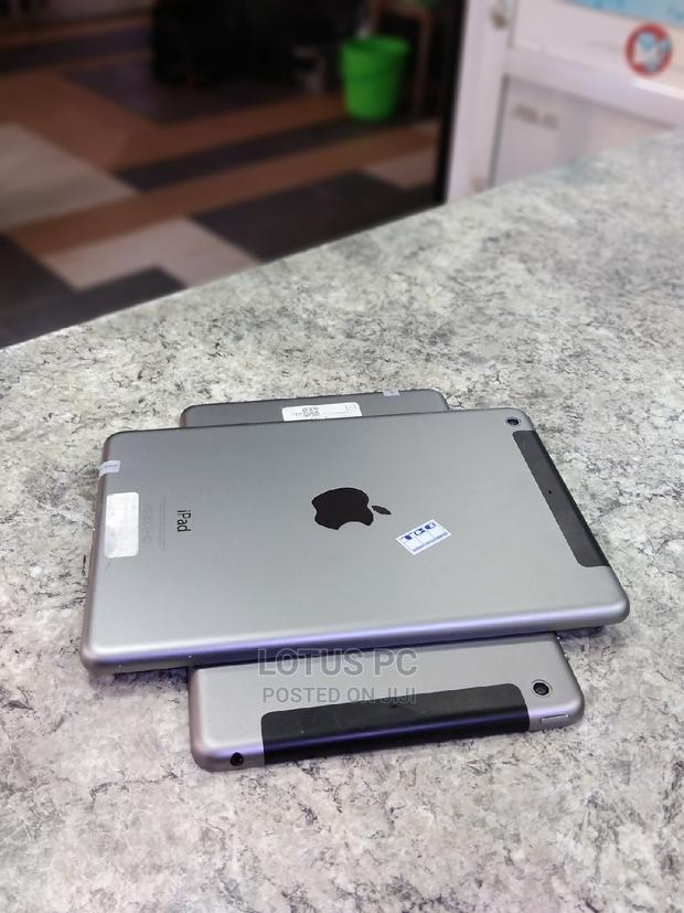 Apple iPad Mini 3 16 GB Gray