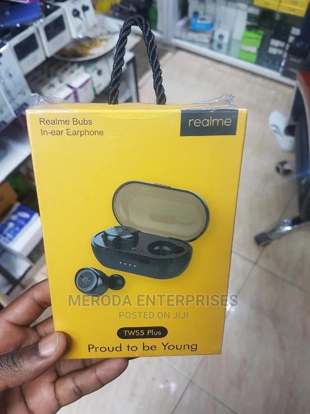 Realme TWS5 Plus Headphones - thumbnail 3