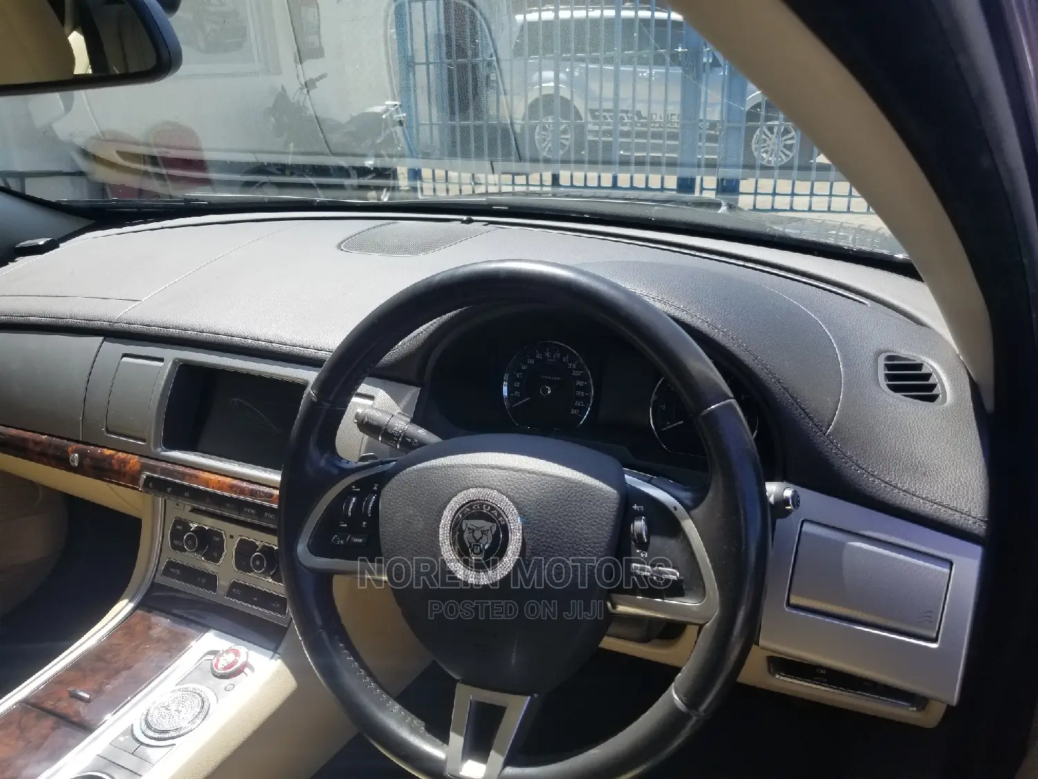Jaguar XF 35t R-Sport AWD 2016 Purple