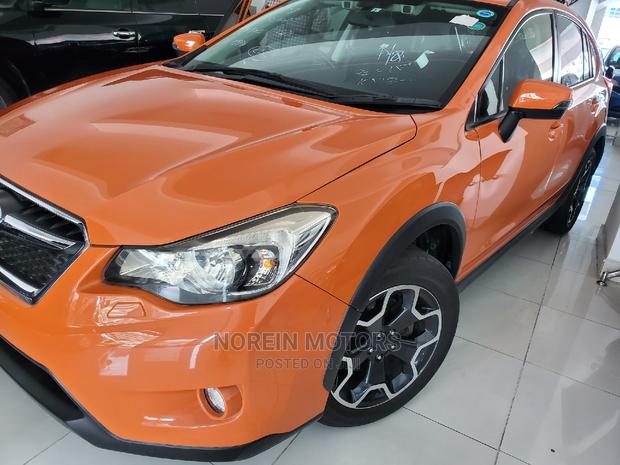 Subaru XV 2015 Orange