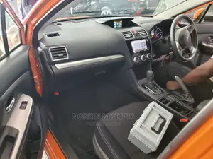 Subaru XV 2015 Orange