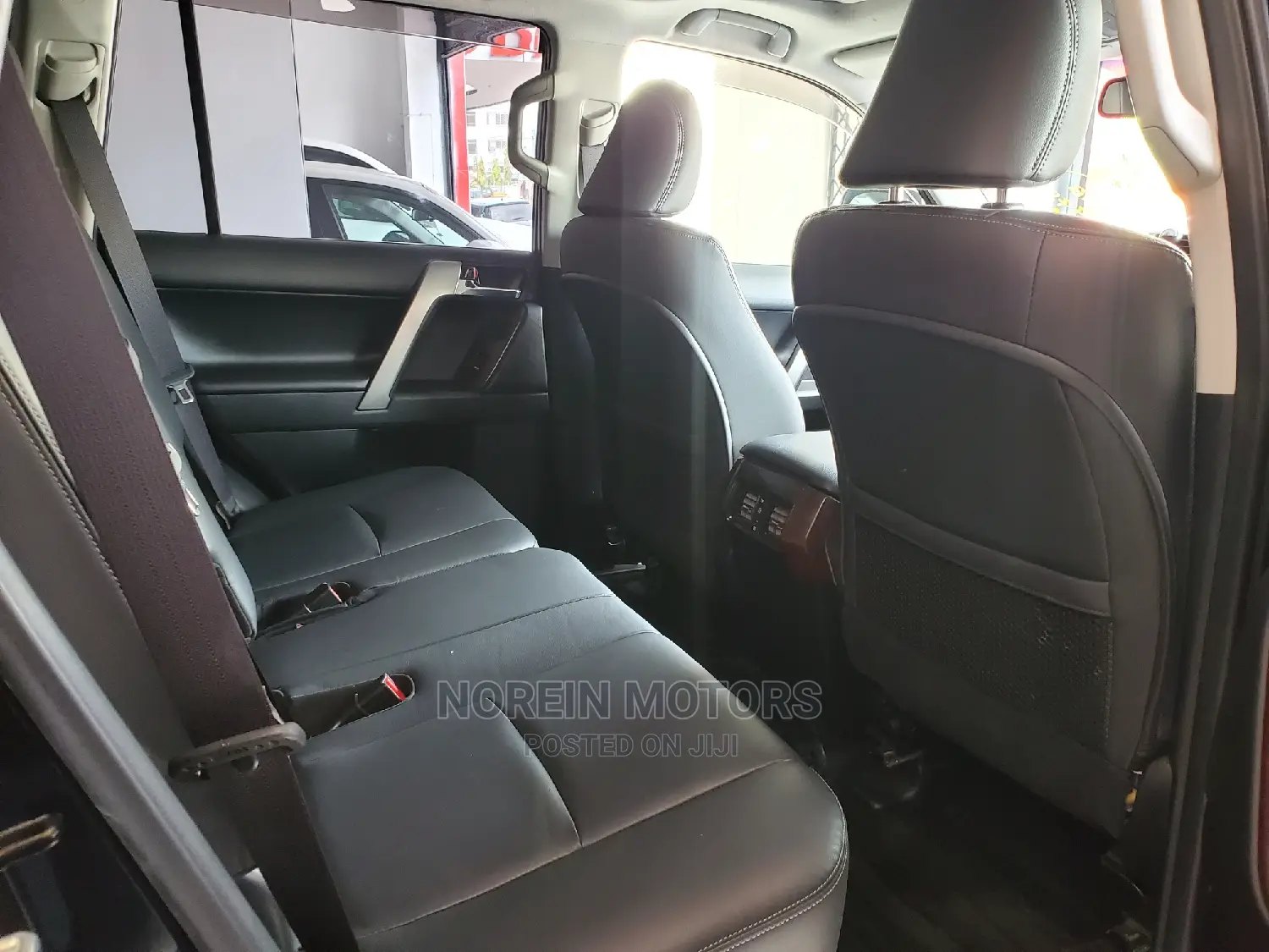 Toyota Land Cruiser Prado 2016 Black