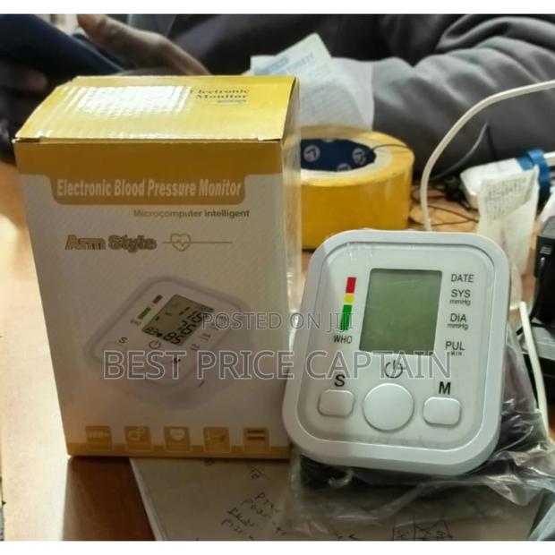 Electronic Blood Pressure Monitor. - main view