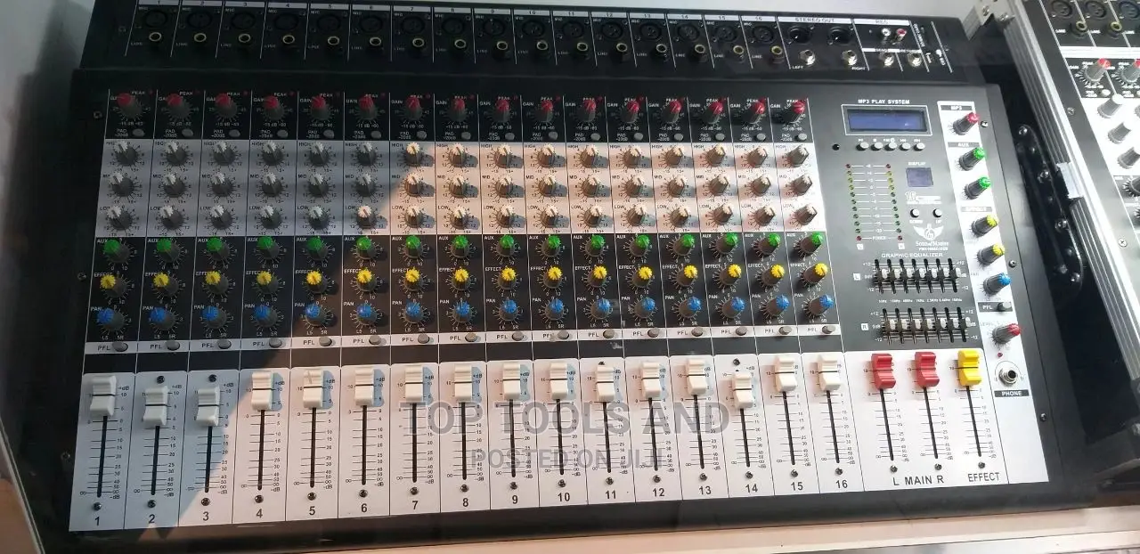 16 Channel Soundmaster Mixer