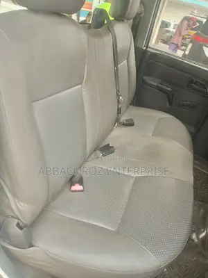Isuzu D-Max 2012 White