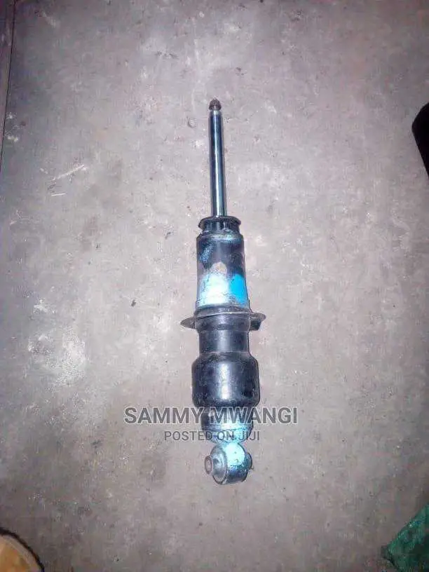 Subaru Outback Rear Shock in Good Quarity