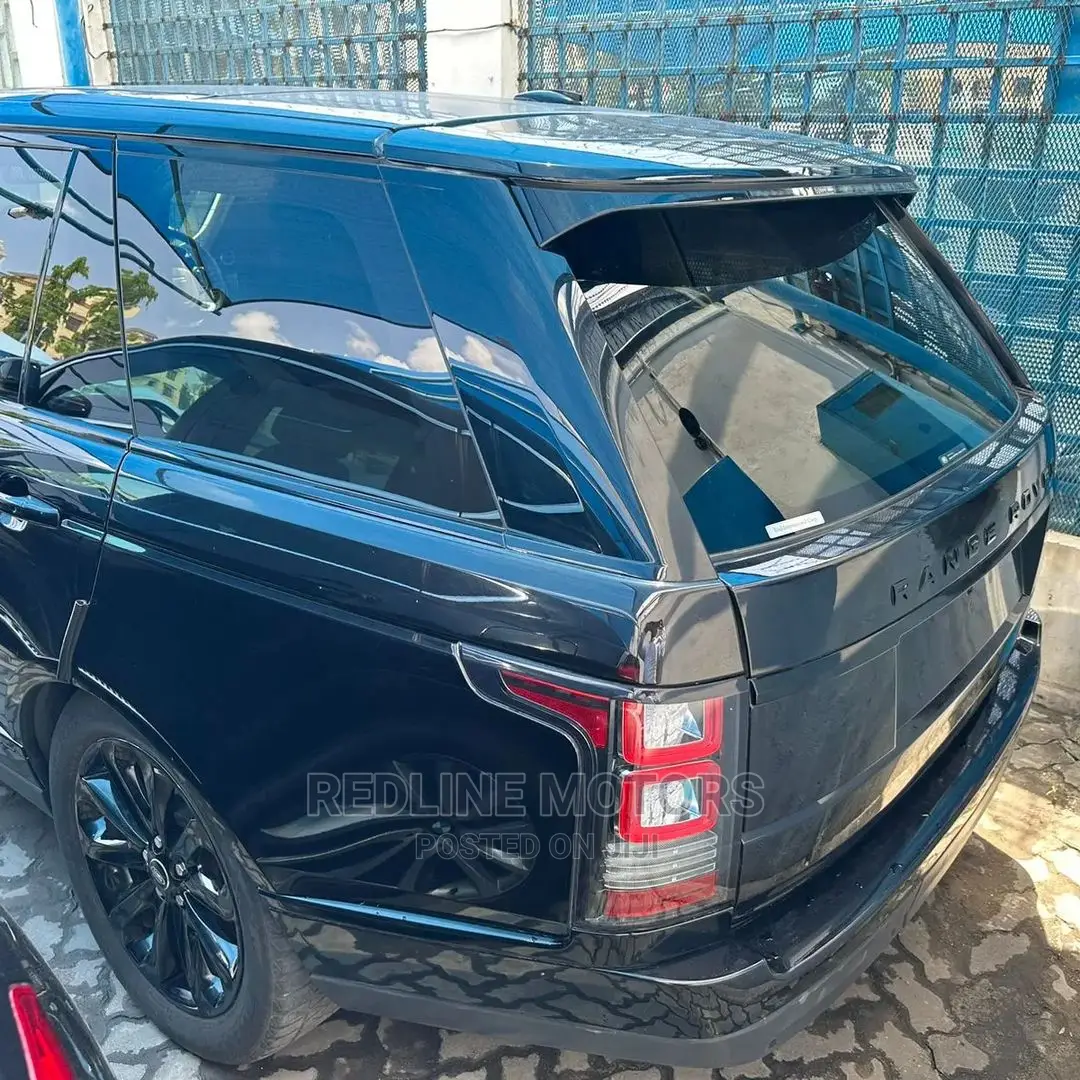 Land Rover Range Rover Vogue 2016 Black