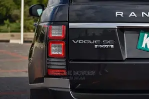 Land Rover Range Rover Vogue 2016 Black
