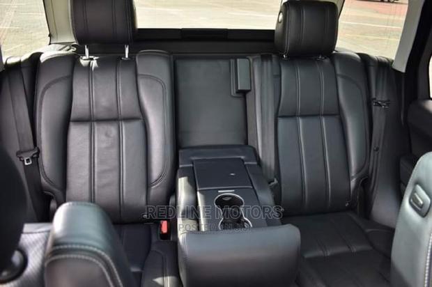 Land Rover Range Rover Vogue 2016 Black - thumbnail 3