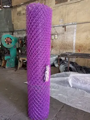 Coloured Chainlink Knuckled Edge