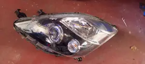 Isis 2010 Headlight Xenon