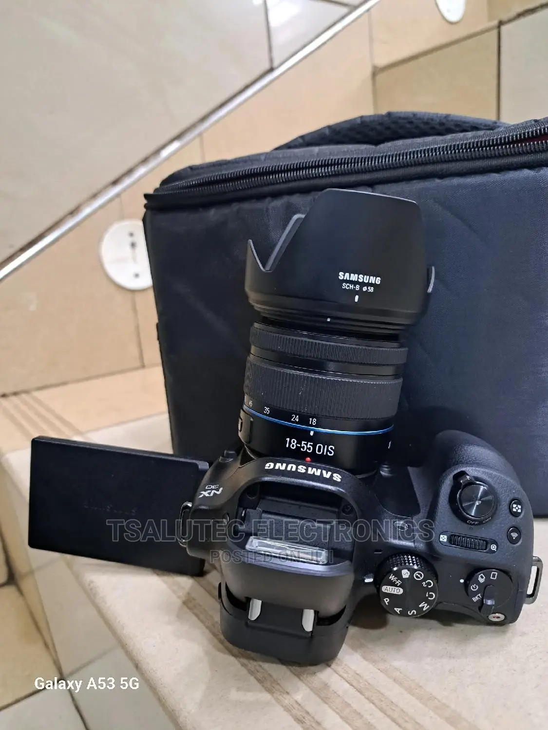 Samsung Mirrorless Camera