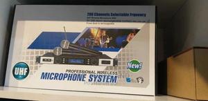 Professional Wireless Microphone System - thumbnail 2