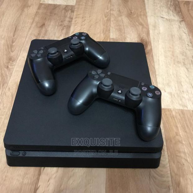 Playstation 4 Slim 500gb (As Good as New)