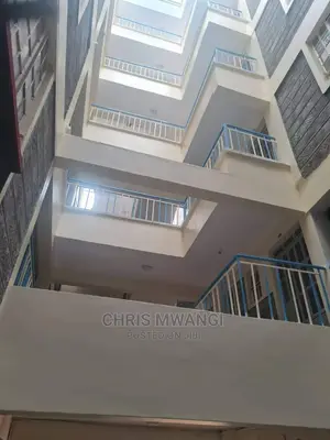 2bdrm Block of Flats in Donholm, Greenspan for Sale