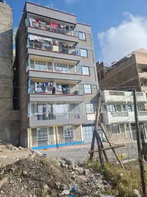 2bdrm Block of Flats in Donholm, Greenspan for Sale