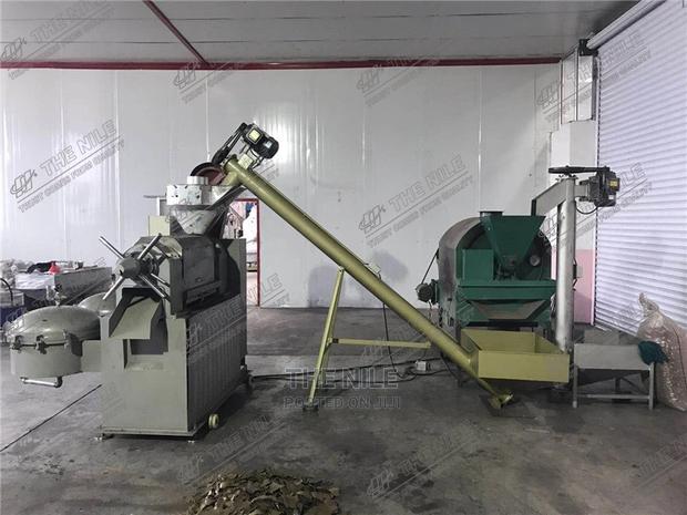 A Complete Set Machine Soybean Cold Oil Presser - main view