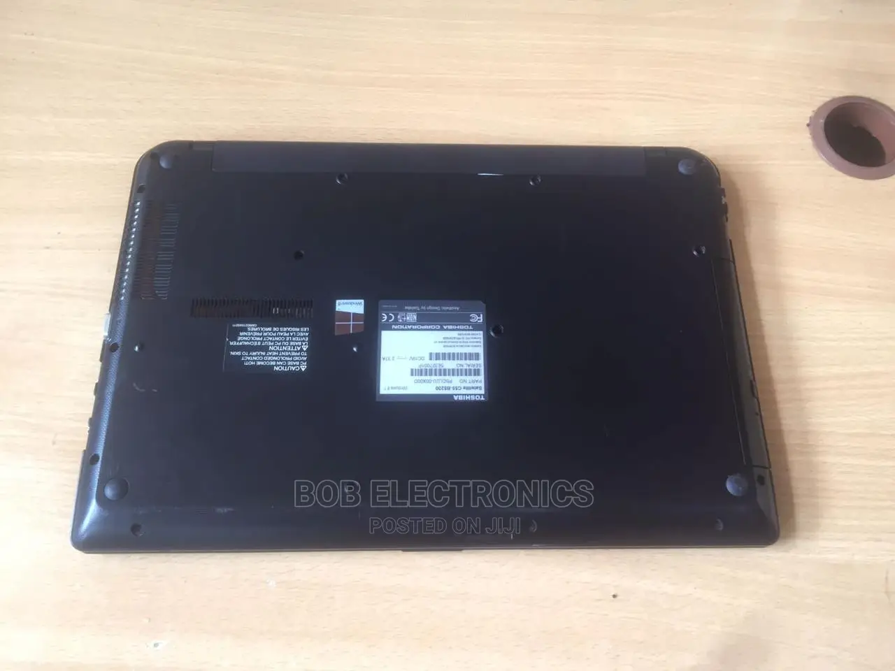 Laptop Toshiba Satellite P745 4GB Intel Celeron HDD 500GB