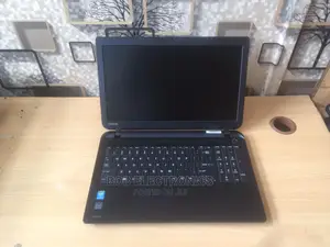 Laptop Toshiba Satellite C55 4GB Intel Celeron HDD 500GB