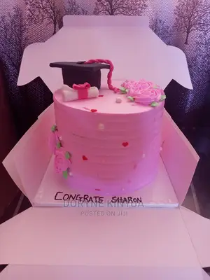 Graduation Cake 2kg