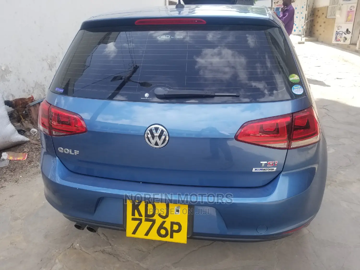 Volkswagen Golf 2014 Blue
