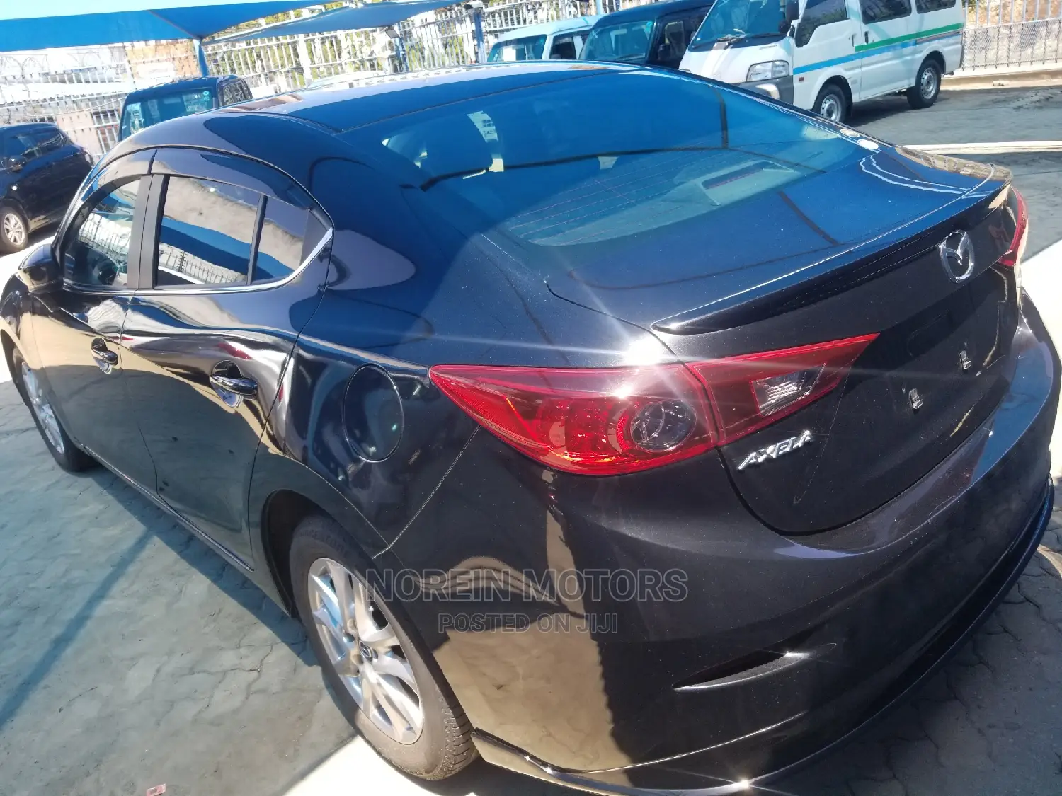 Mazda Axela 2015 Black