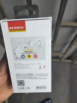 Forest 20W Type C to Lighting Super Fast Charging Charger