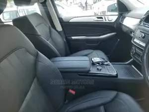 Mercedes-Benz GLE-Class 2016 Silver