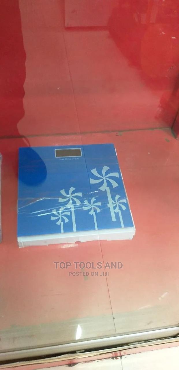 Electronic Personal Scale - thumbnail 2