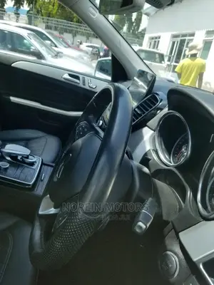 Mercedes-Benz GLE-Class 2016 Silver