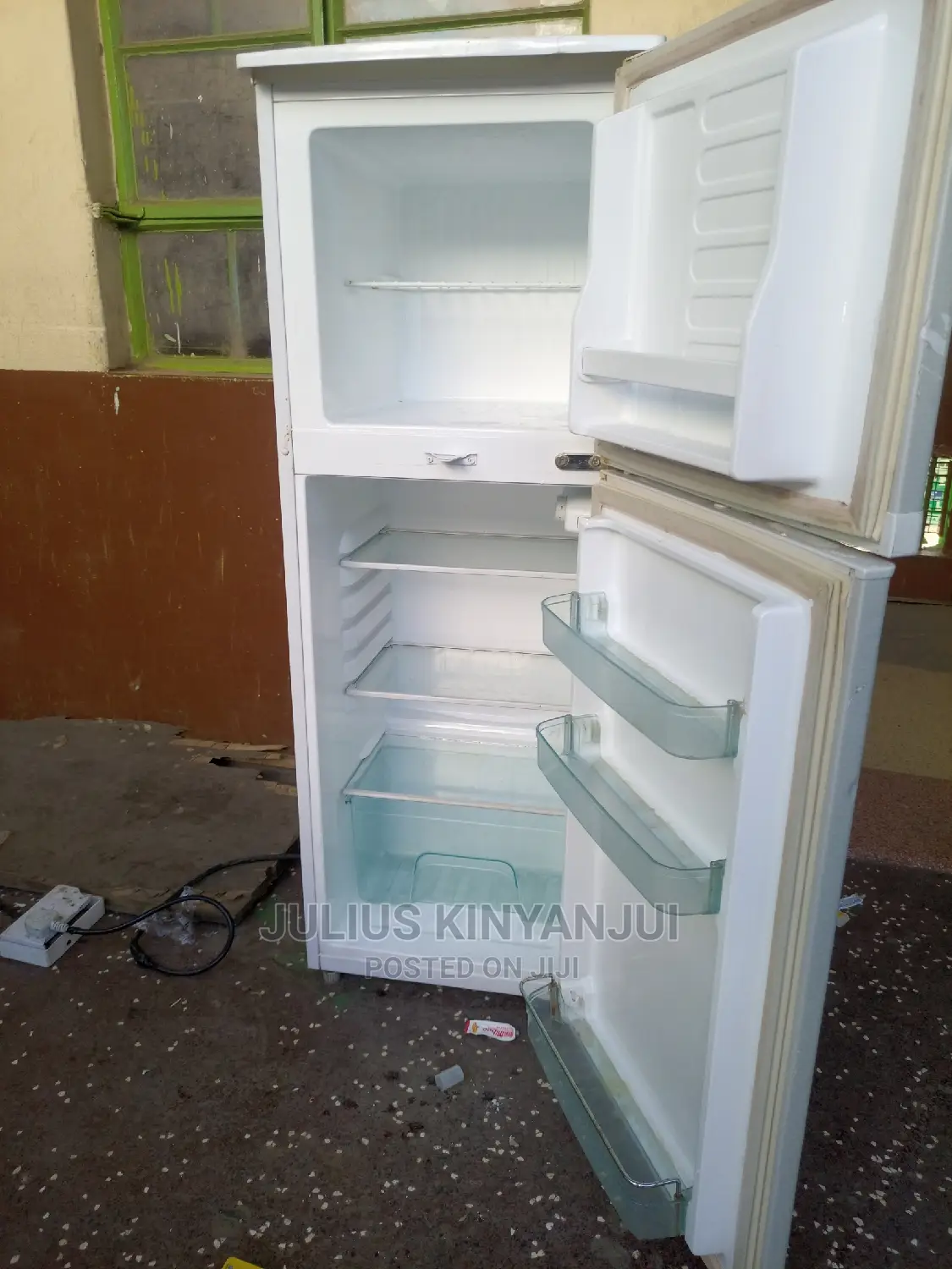 Mini Fridge 128l