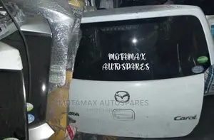 Mazda Carol Boot