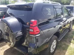 Toyota Land Cruiser Prado 3.0 D-4d (190 Hp) 2015 Black