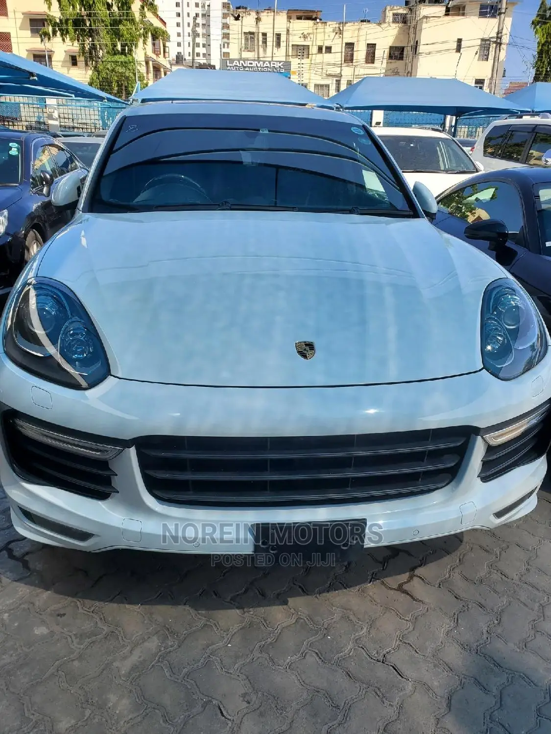 Porsche Cayenne 2016 White
