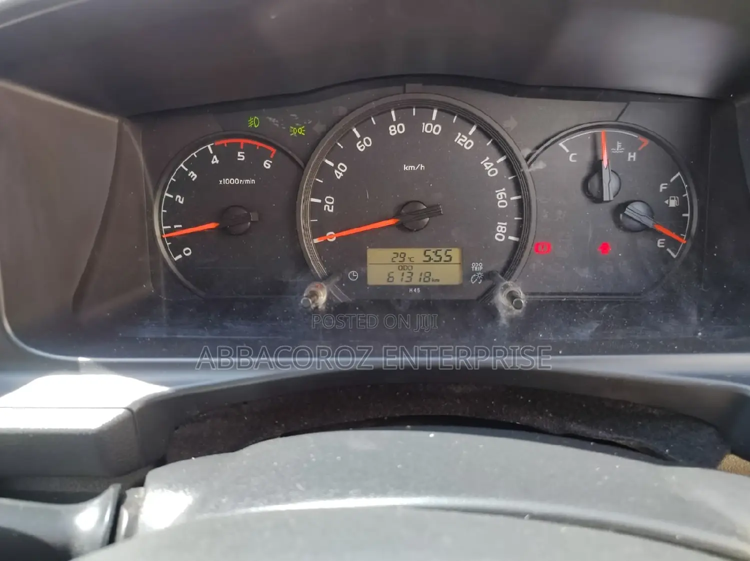 Toyota Grand HiAce 2015 White