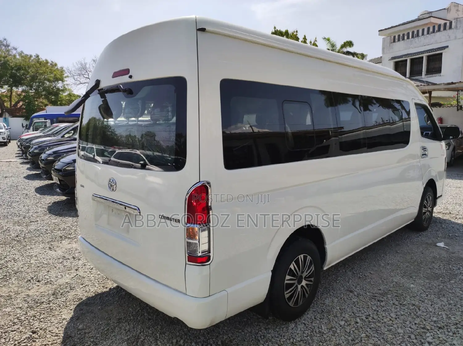 Toyota Grand HiAce 2015 White