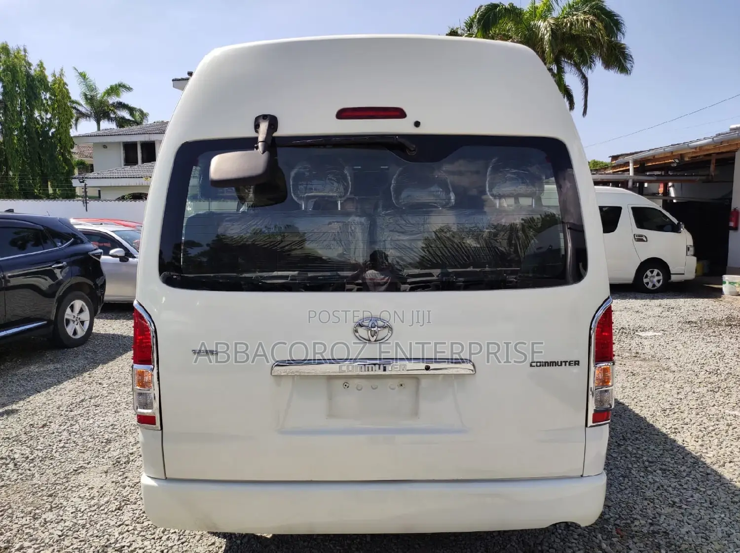 Toyota Grand HiAce 2015 White