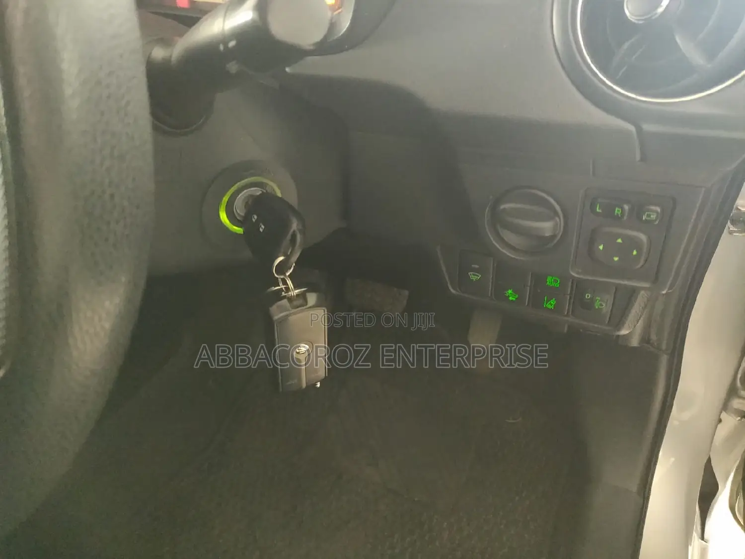 Toyota Corolla Fielder 2015 Silver
