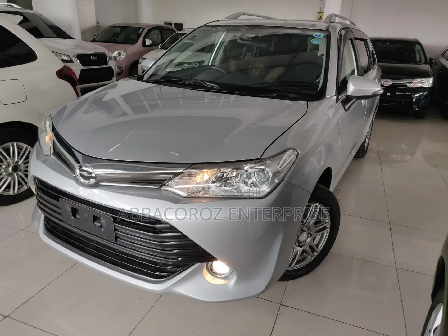 Toyota Corolla Fielder 2015 Silver
