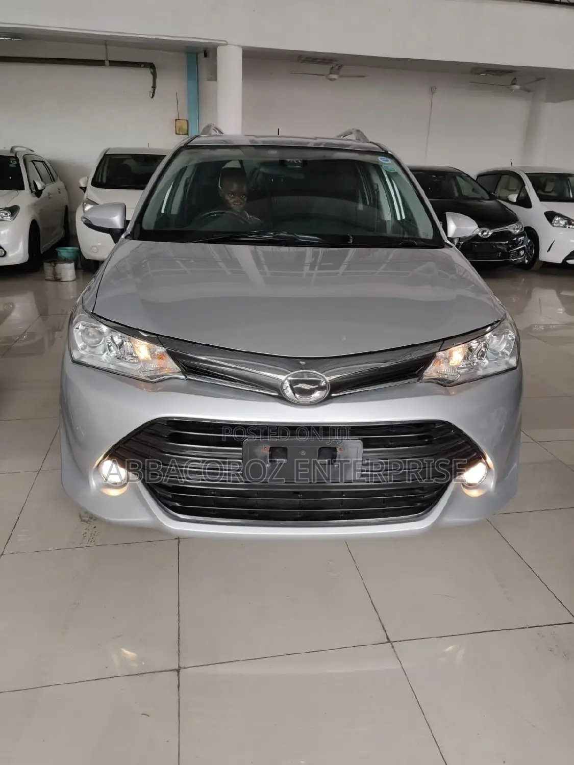 Toyota Corolla Fielder 2015 Silver