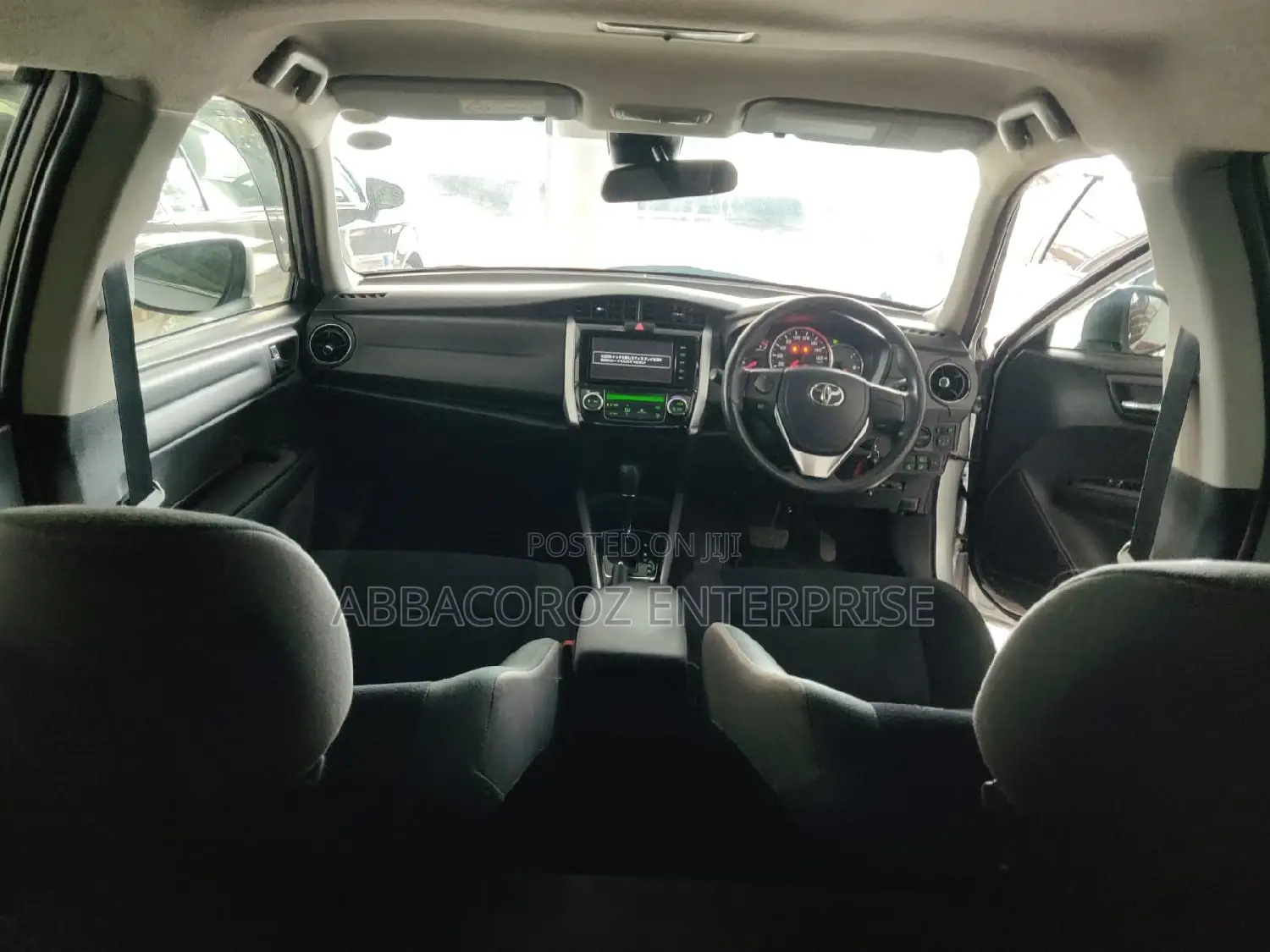 Toyota Corolla Fielder 2015 Silver
