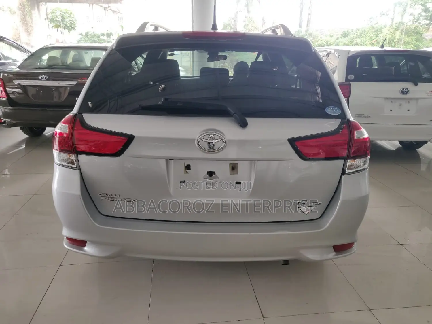 Toyota Corolla Fielder 2015 Silver