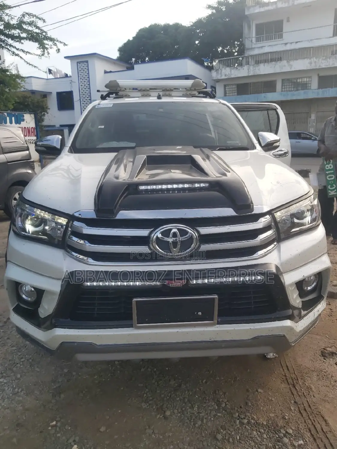 Toyota Hilux 2016 White