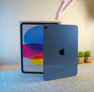 New Apple iPad 10.2 (2021) 64 GB Blue - main view