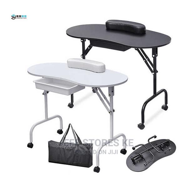 Nail Manicure Table - main view