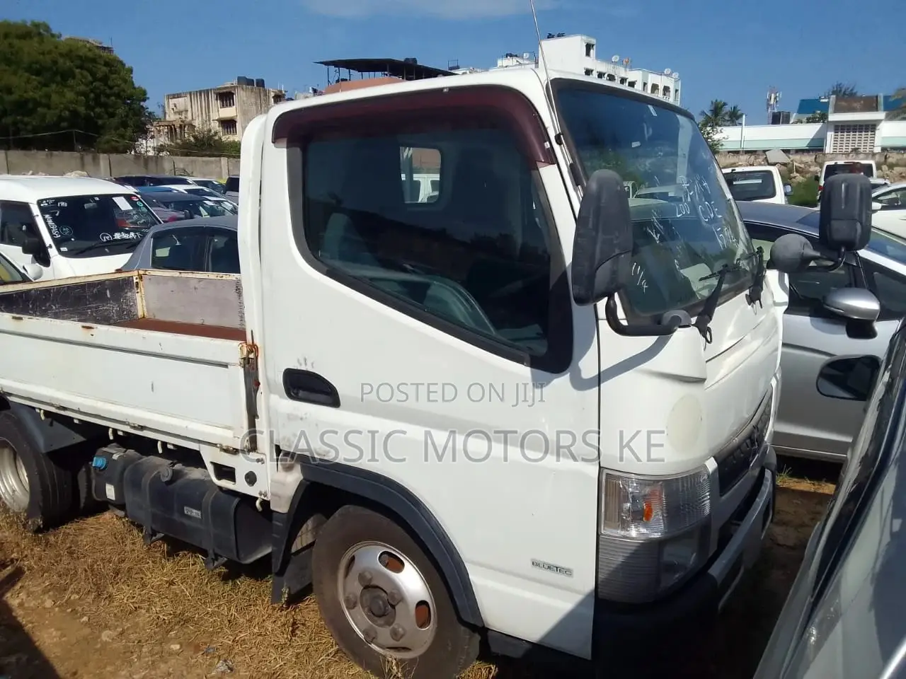 Mitsubishi Canter//3000cc Diesel//Manual//3 Tons Capacity